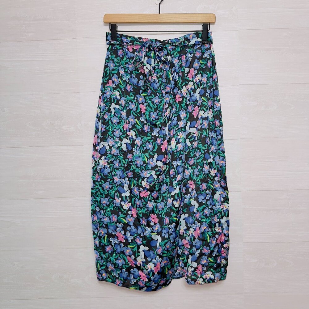 Floral Midi Skirt with Tie Waist in Navy